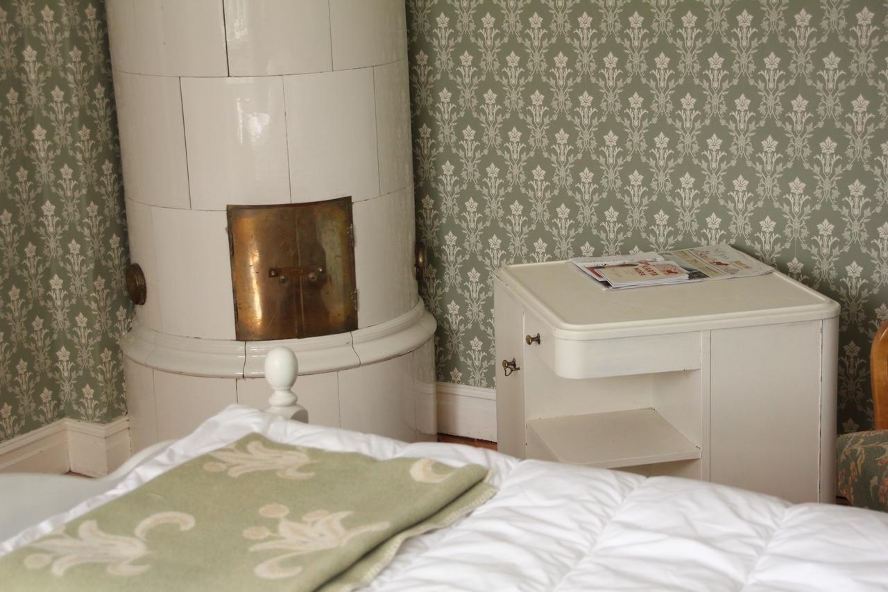 Mora Vandrarhem Och Gaesthem Vinäs Habitación foto