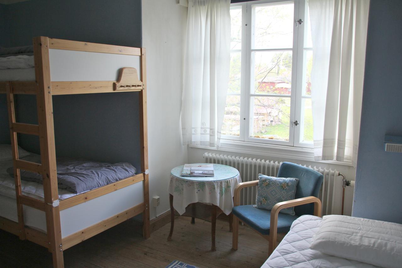 Mora Vandrarhem Och Gaesthem Vinäs Habitación foto