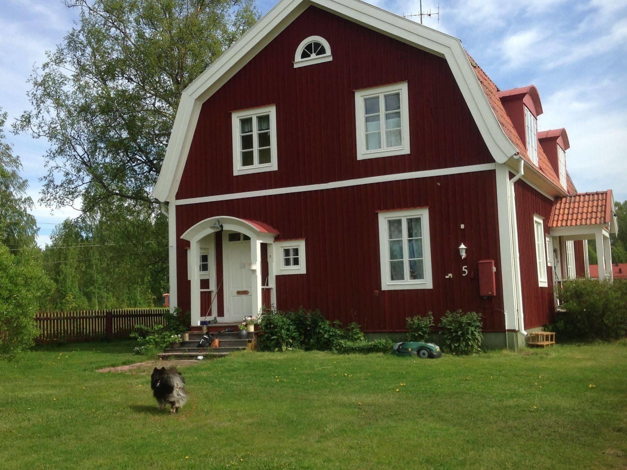 Mora Vandrarhem Och Gaesthem Vinäs Exterior foto