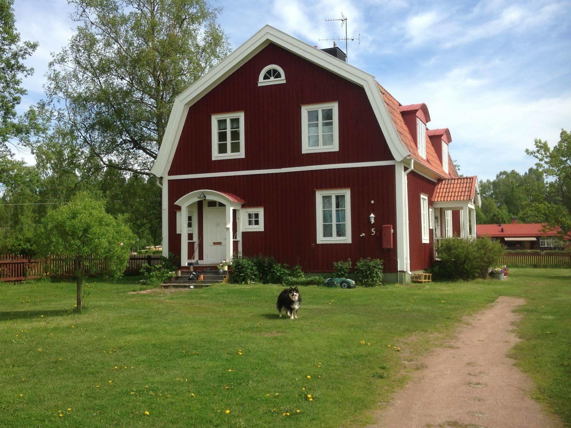 Mora Vandrarhem Och Gaesthem Vinäs Exterior foto